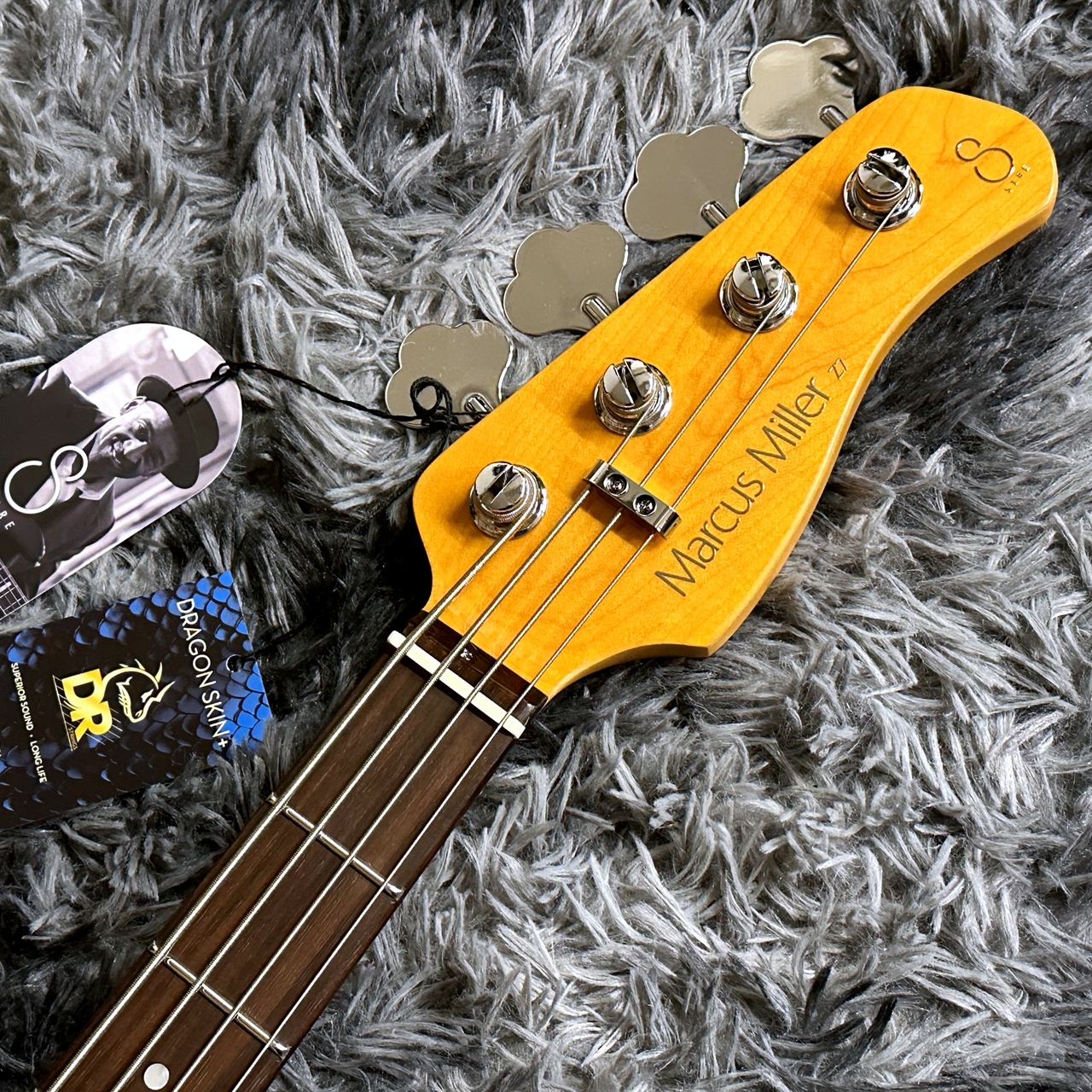 Sire Marcus Miller Z7 4-String AWH (Antique White) 【2025年製