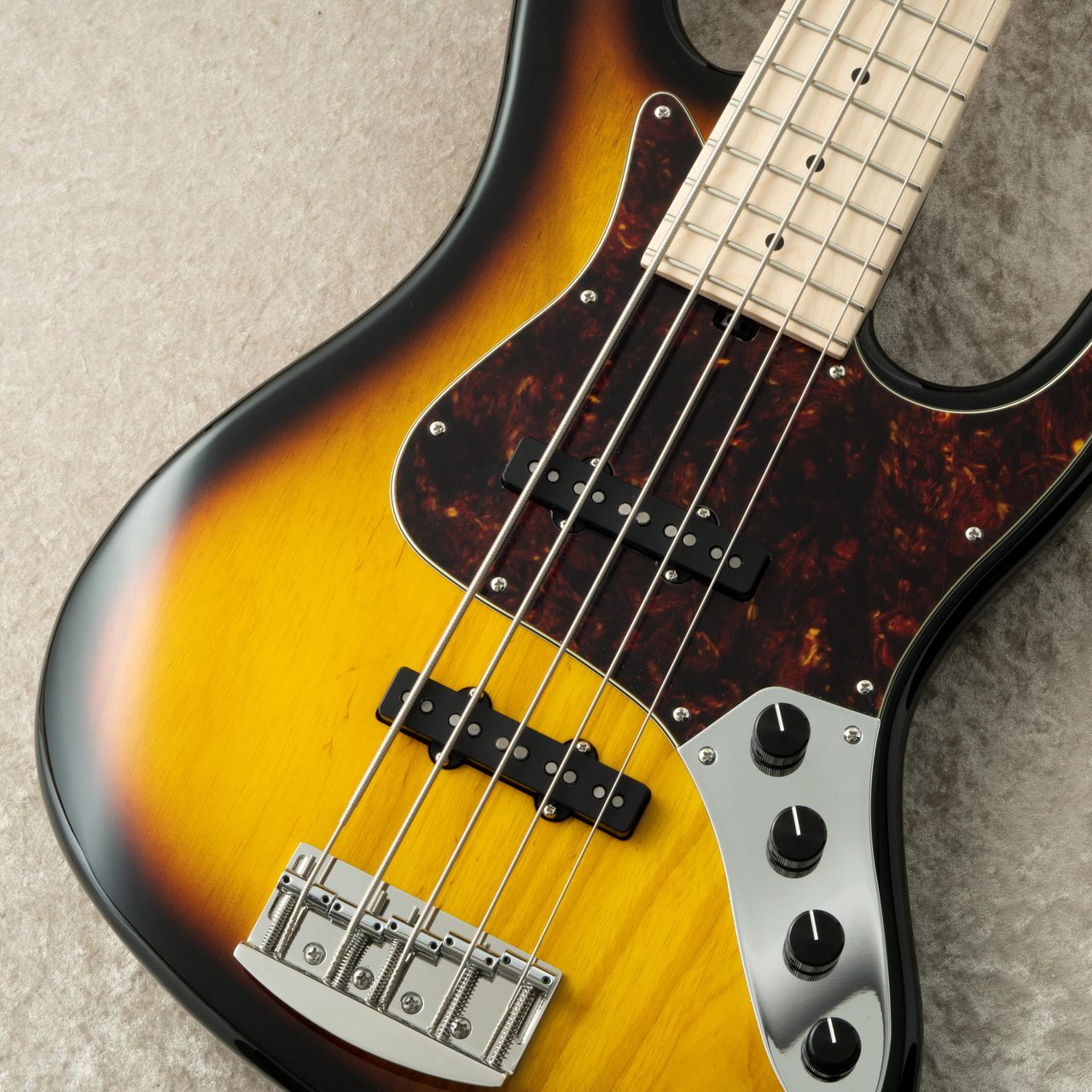 Kikuchi guitars Hermes五弦ベース用ピックアップ Kikuchi Guitars Hermes RV5 Limited Edition Dark Purple Metallic