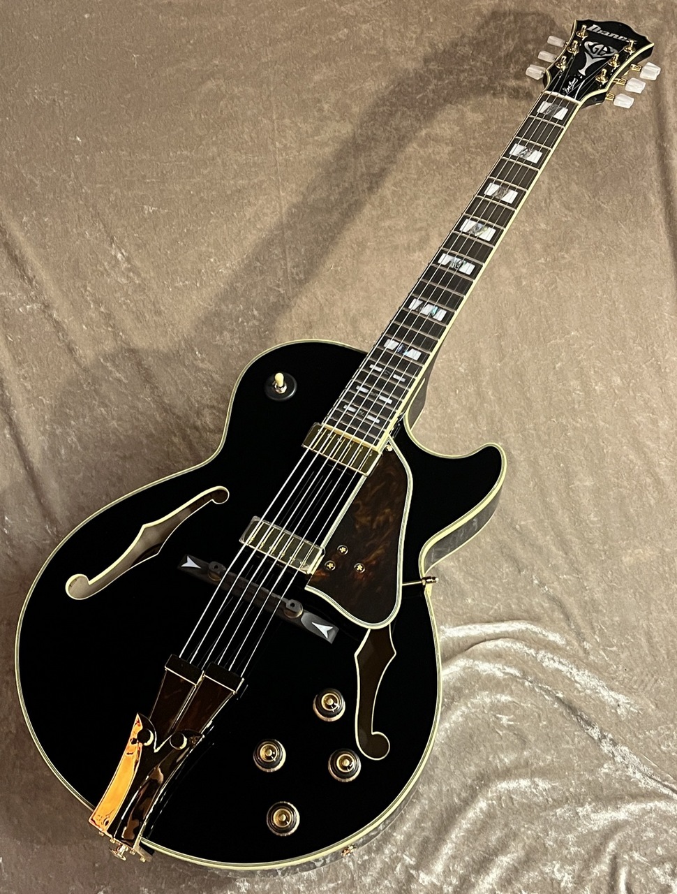 Ibanez GB-10SE-BS 5B-03 ジョージベンソンモデル Ibanez GB-10SE-BS 5B-03 ジョージベンソンモデル Ibanez GB10SE-BS