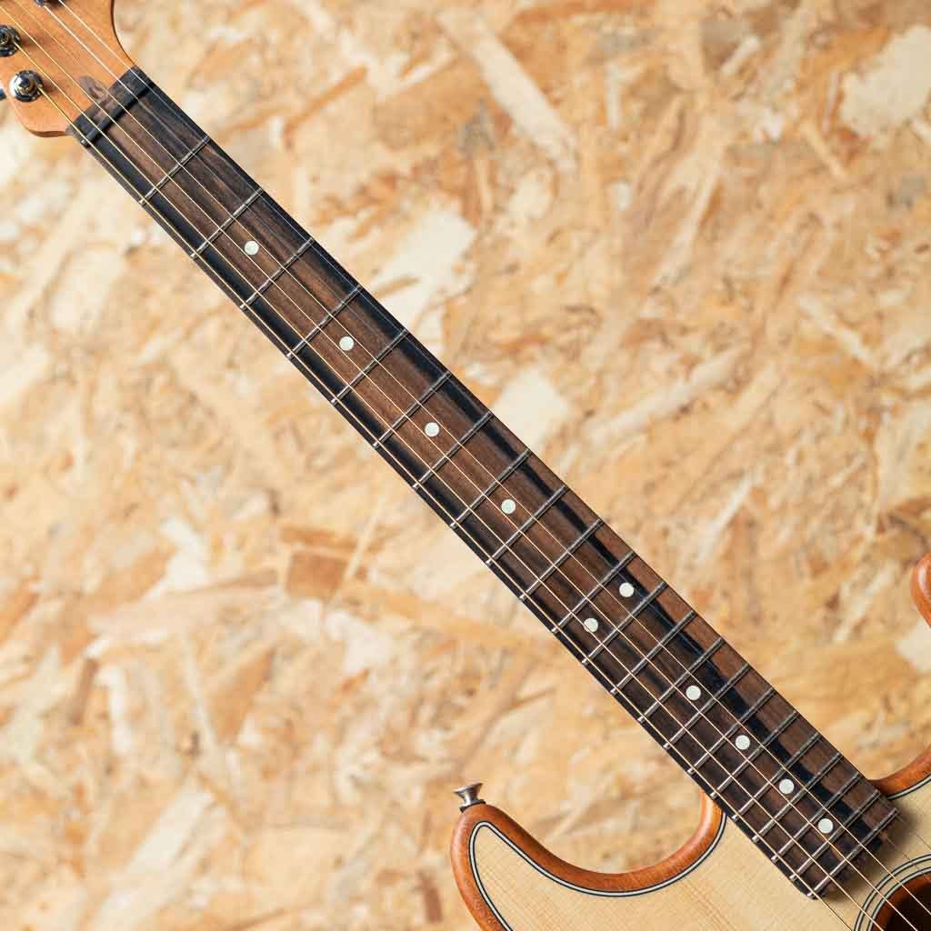 Fender American Acoustasonic Stratocaster NAT（新品特価）【楽器