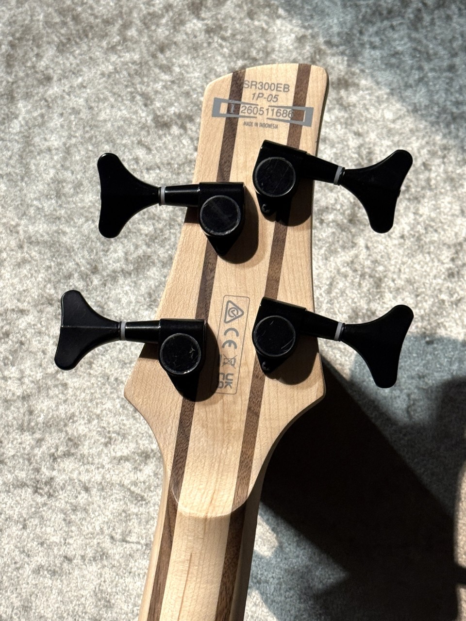 Ibanez SR300EB -Walnut Flat- #I260511686 【3.42kg】【ブラック