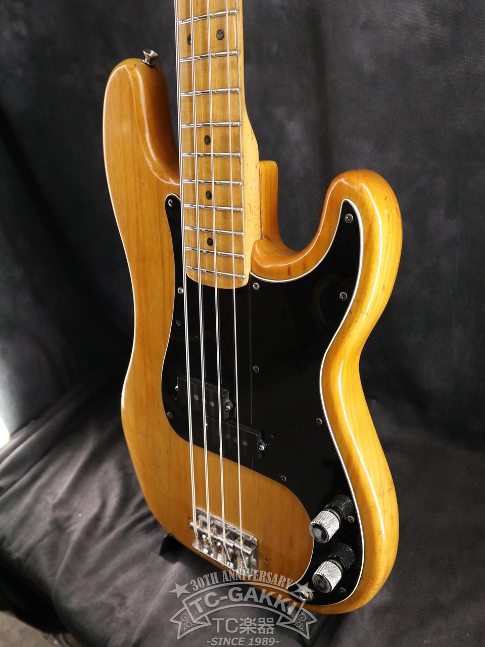 Fender 1977 PRECISION BASS（ビンテージ）【楽器検索デジマート】