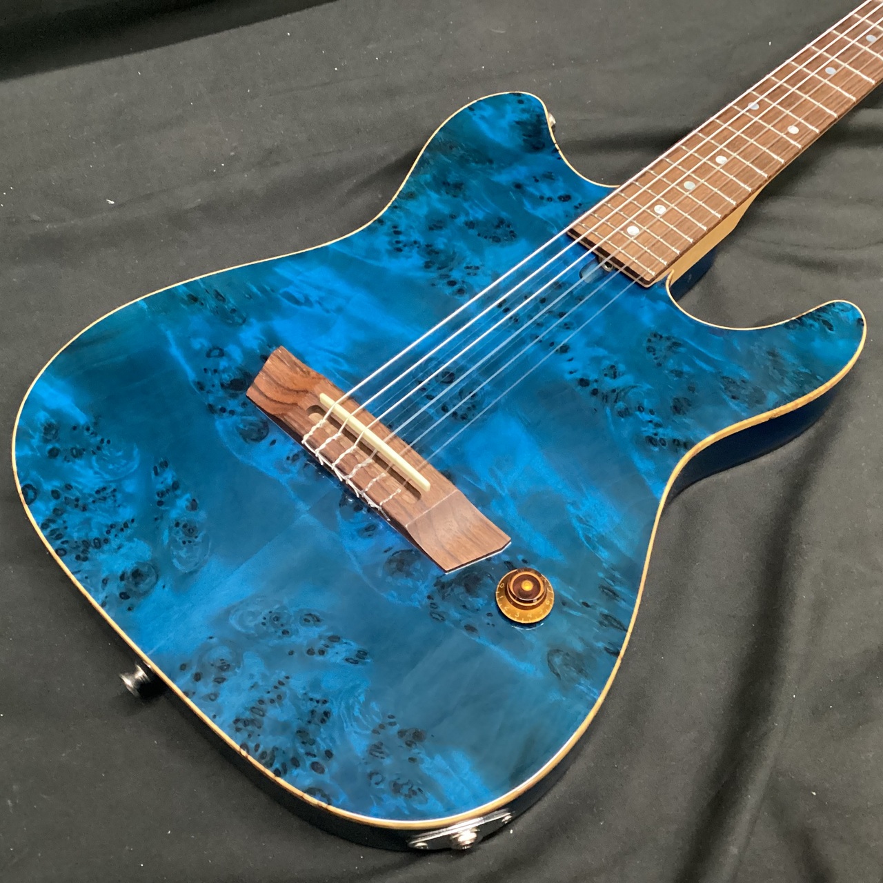 ギター Crews Maniac Sound Six Nylon Crews Maniac Sound Six Nylon Quilted Maple - YouTube