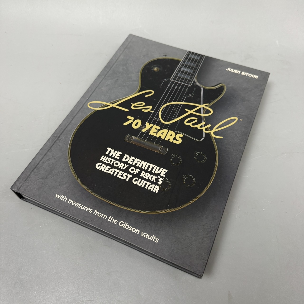 Welbeck Publishing Group Ltd Les Paul 70 Years: The Definitive History of Rock's Greatest Guitar (中古)【楽器検索デジマート】 Welbeck Publishing Group Ltd Les Paul 70 Years: The Definitive History of Rock's Greatest Guitar (中古)【楽器検索デジマート】