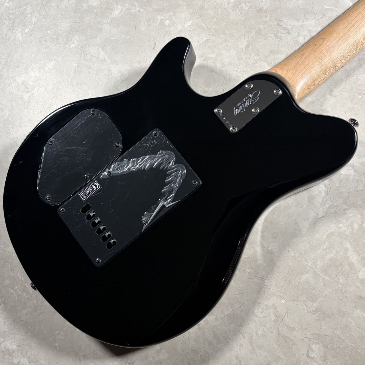 MUSIC MAN Axis AX3 Blue 【S/N B185582 /3.30kg】 6回まで無金利