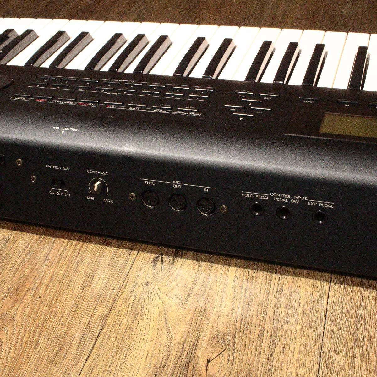 Roland D-70 【渋谷店】（中古/送料無料）【楽器検索デジマート】