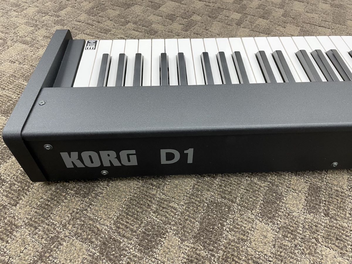 KORG/D1 電子ピアノ MDR-CD900STヘッドホン付属-
