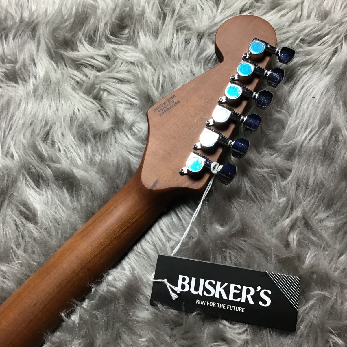 BUSKER'S BST-Standard PKW ストラトキャスタータイプ ローステッド