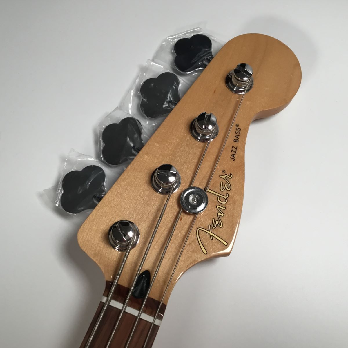 Fender Player Jazz Bass Pau Ferro Fingerboard Silver【現物写真