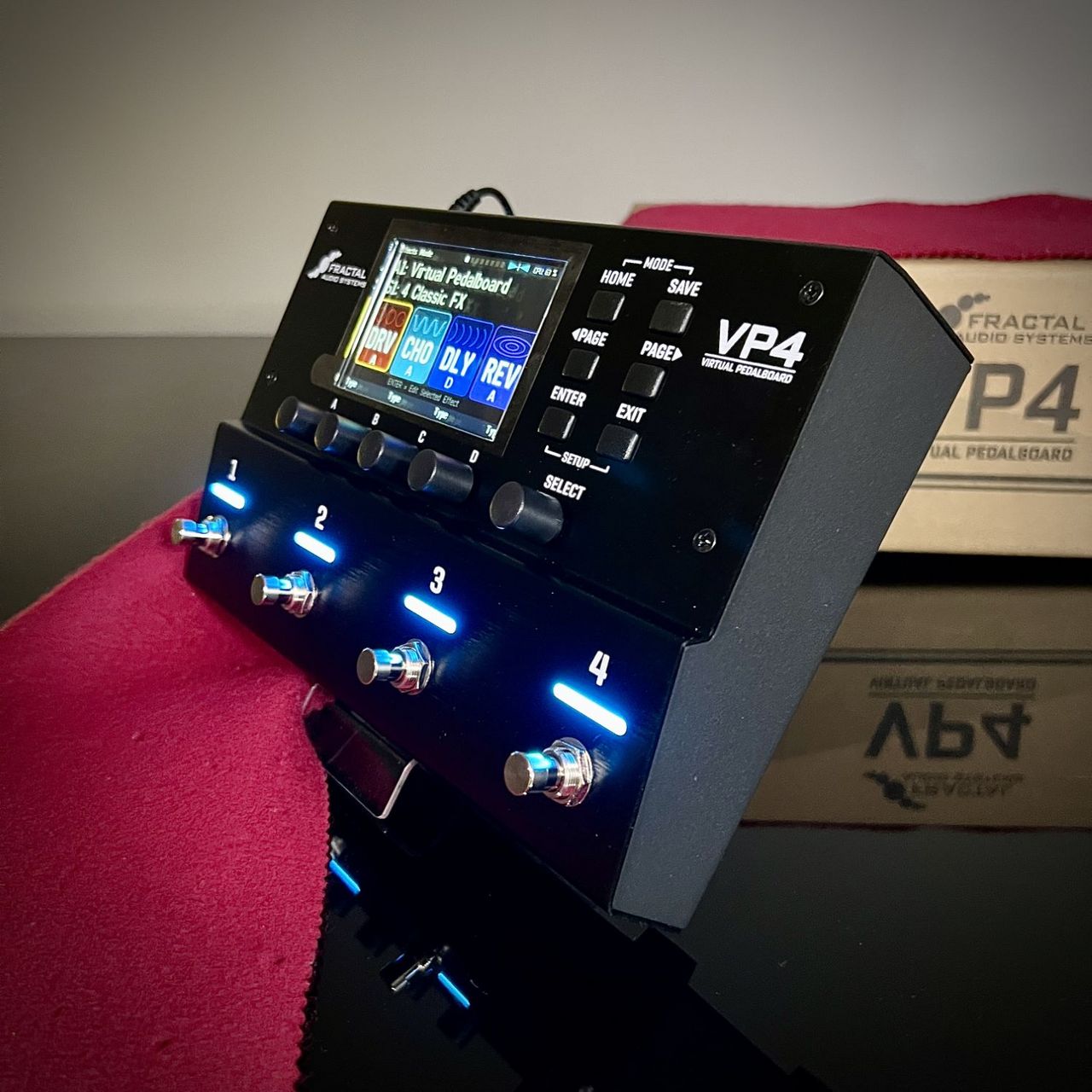 FRACTAL AUDIO SYSTEMS VP4-Virtual Pedalboard-(新品/送料無料 FRACTAL AUDIO SYSTEMS VP4-Virtual Pedalboard-(新品/送料無料