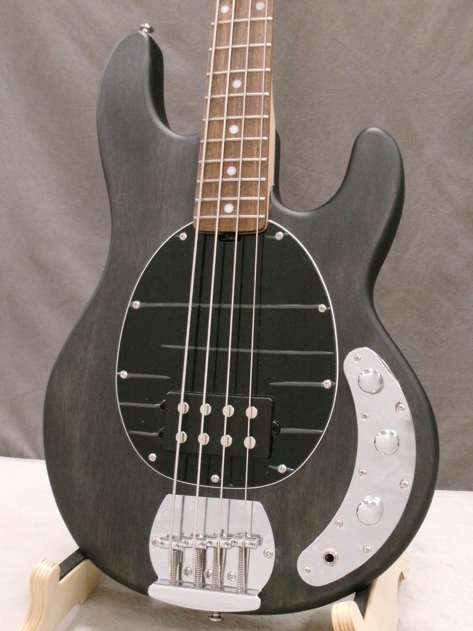 Sterling by MUSIC MAN SUB Series StingRay RAY4-TBKS-J1 Trans Black