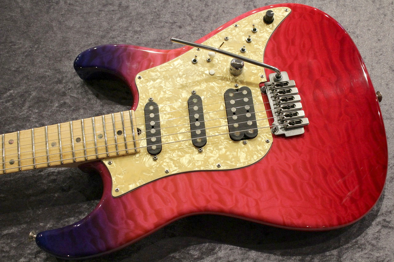 James Tyler USA Studio Elite Quilted Maple Top/Mamuyo Back