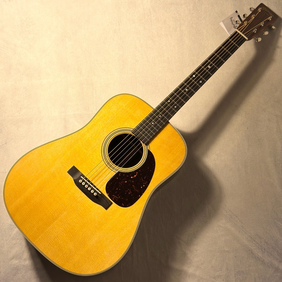 専用 Martin D-28 シリアルナンバー入り 木製プレート 専用 Martin D-28 シリアルナンバー入り 木製プレート - メルカリ