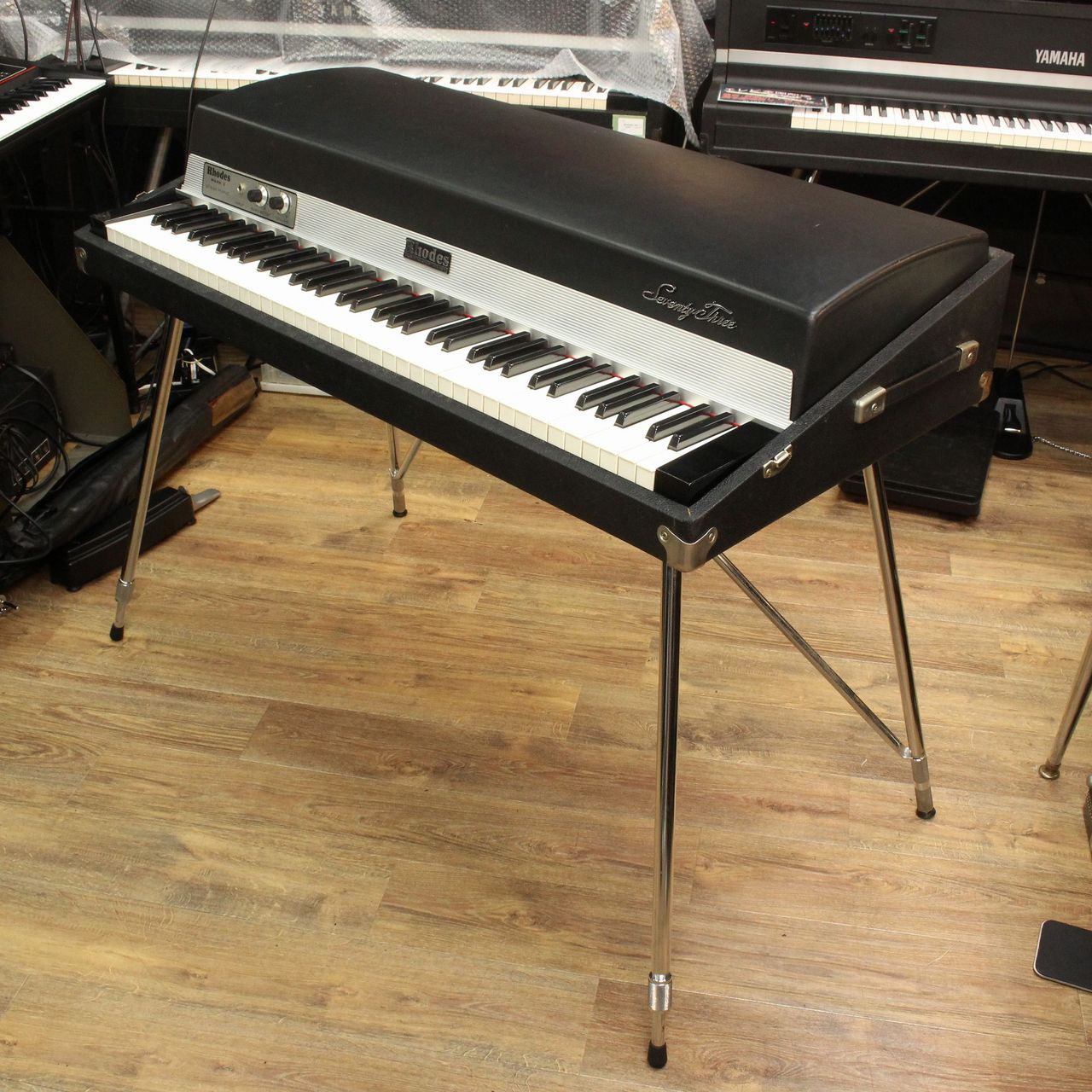 Rhodes MARK I STAGE PIANO 73 1976 【Vintage】【送料別途お見積り