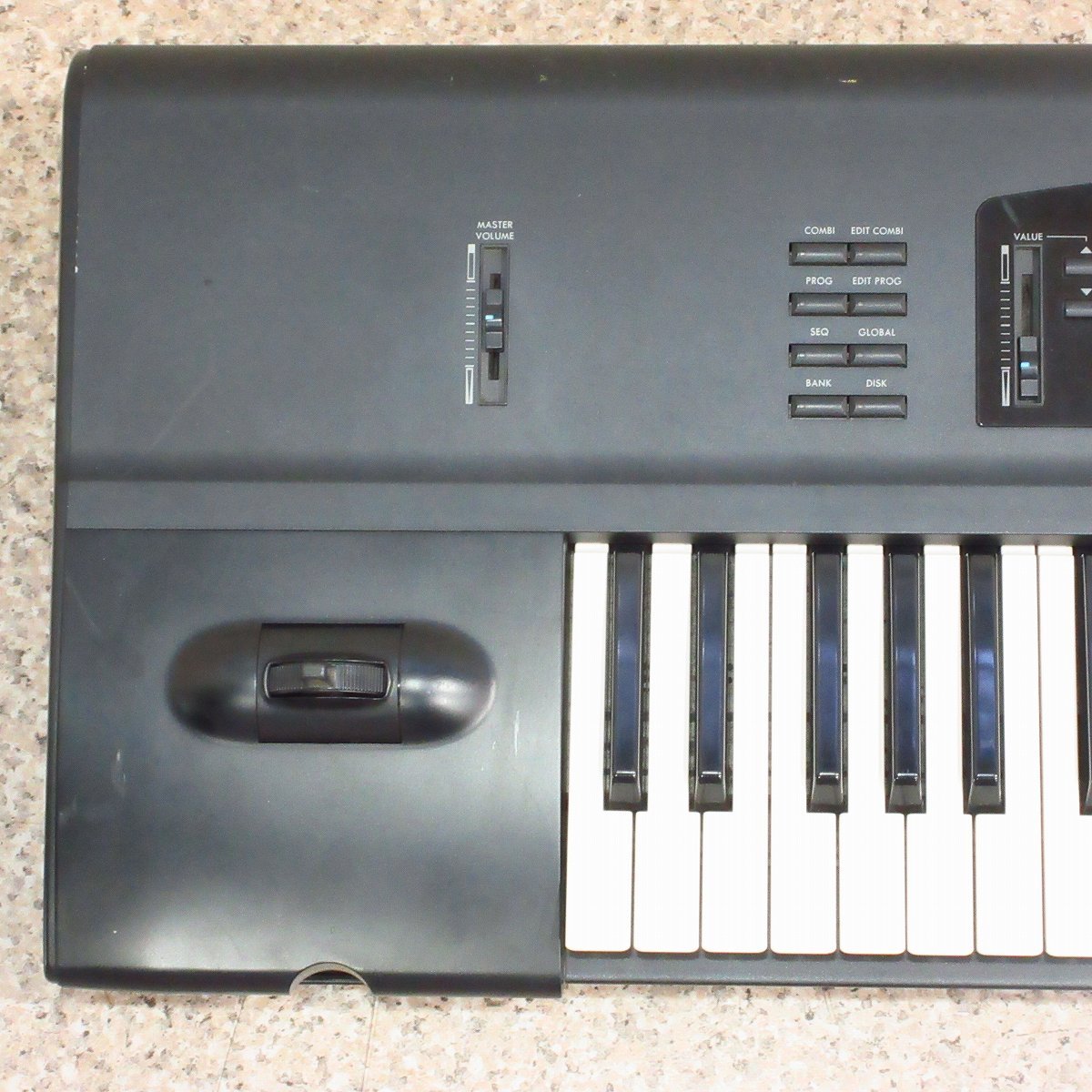KORG 01/W FD -SMF- 