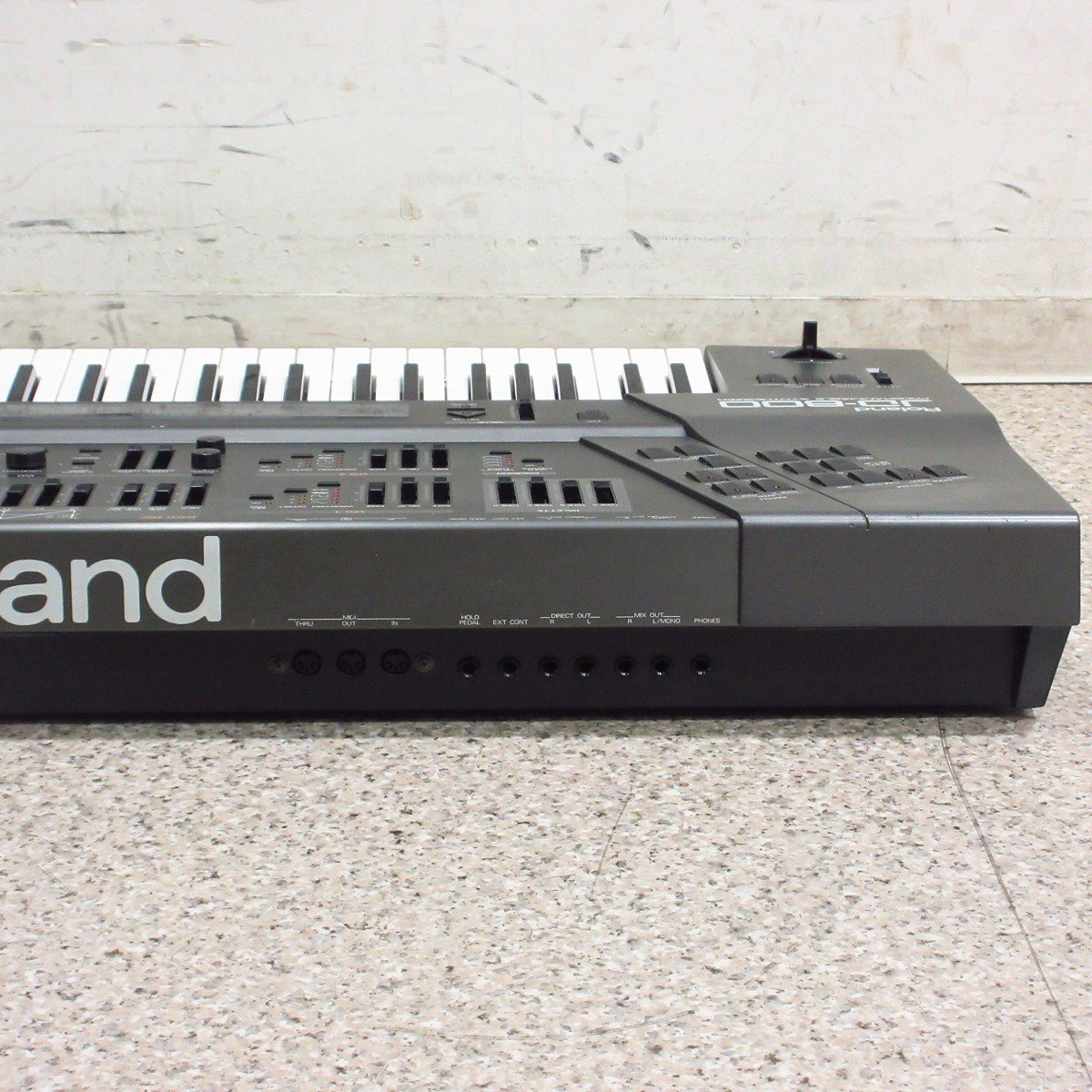 Roland JD-800 