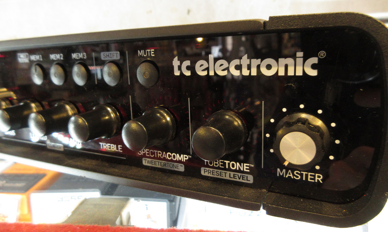 tc electronic RH750【ベースアンプヘッド】(中古)【楽器検索 tc electronic RH750【ベースアンプヘッド】(中古)【楽器検索