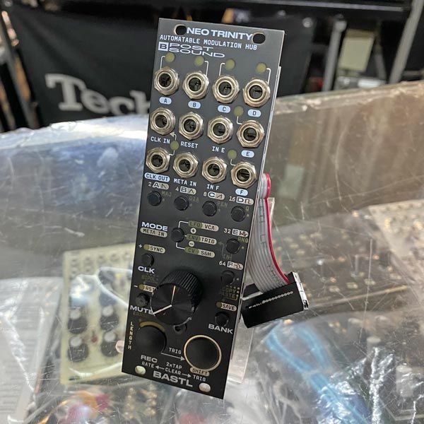 Bastl Instruments Neo Trinity（中古）【楽器検索デジマート】