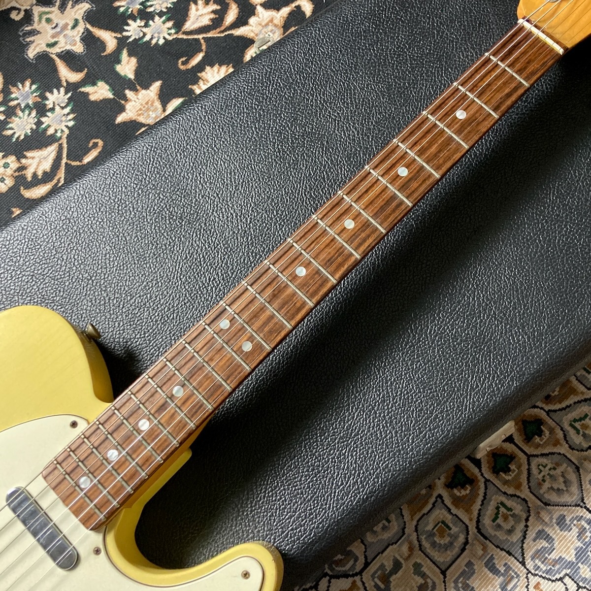 Fender Custom Shop 1967 Telecaster Relic / Aged Vintage White 2012