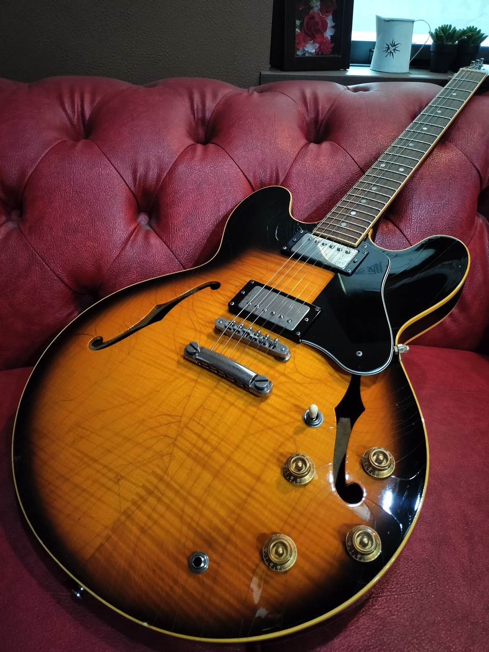 【清掃済み】navigator ES-335 type 1980年代　ビグズビー Navigator ES-335 Type（中古）【楽器検索デジマート】