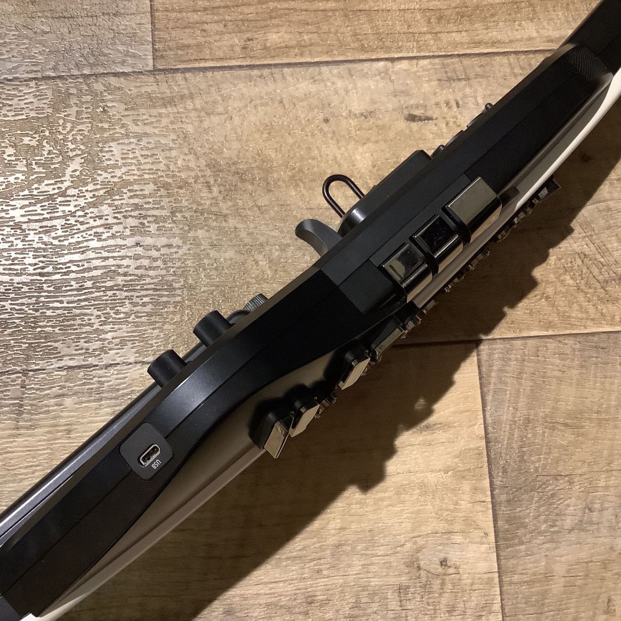 Roland エアロフォン　AE-20 中古品 Roland AE-20 Aerophone エアロフォン（中古/送料無料）【楽器