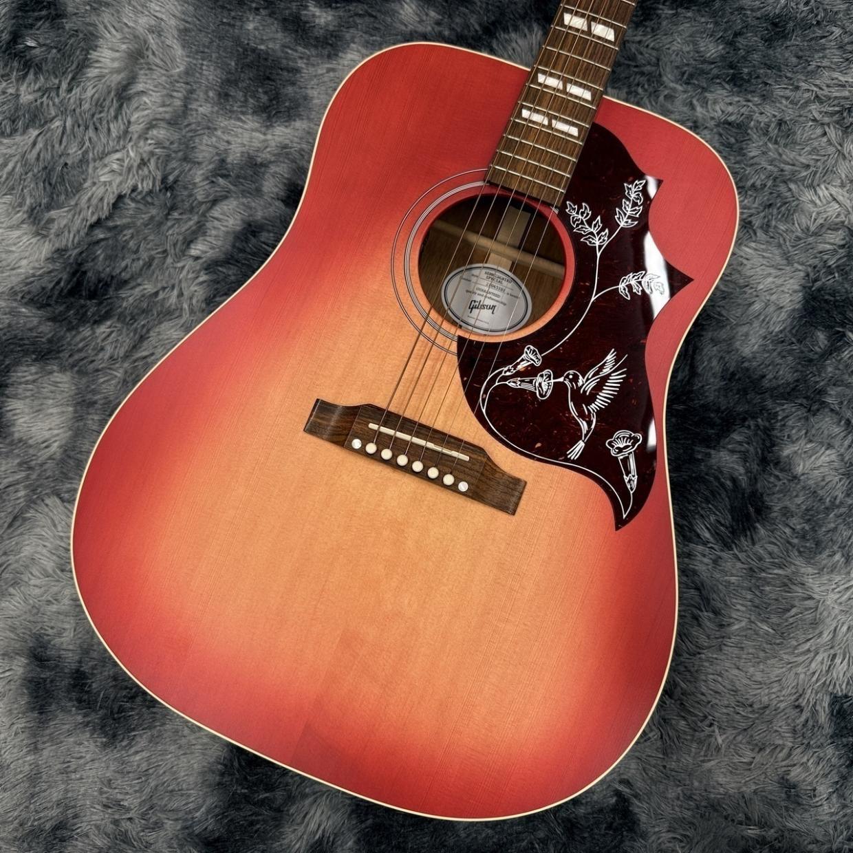 Gibson Hummingbird Special / Satin Vintage Cherry Sunburst
