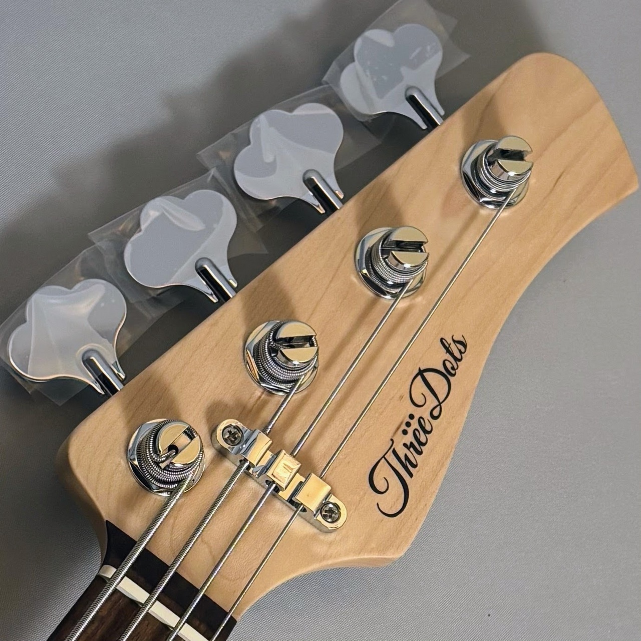 Three Dots JB/R（新品特価/送料無料）【楽器検索デジマート】