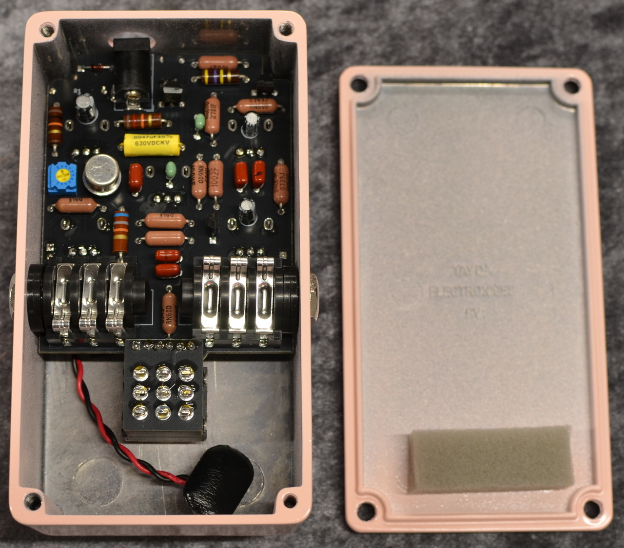 HTJ-WORKS GOLD HAZE FUZZ 限定クリーム色 ファズ HTJ-WORKS GOLD HAZE FUZZ -Gelmanium & Silicon engine ～Deep