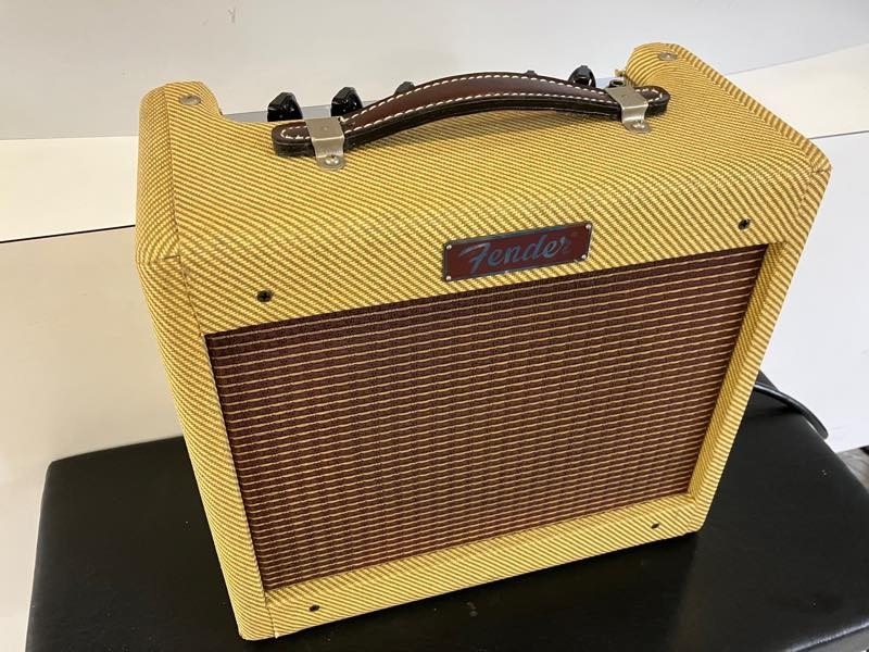 Fender Bronco-Amp / PR258（中古）【楽器検索デジマート】