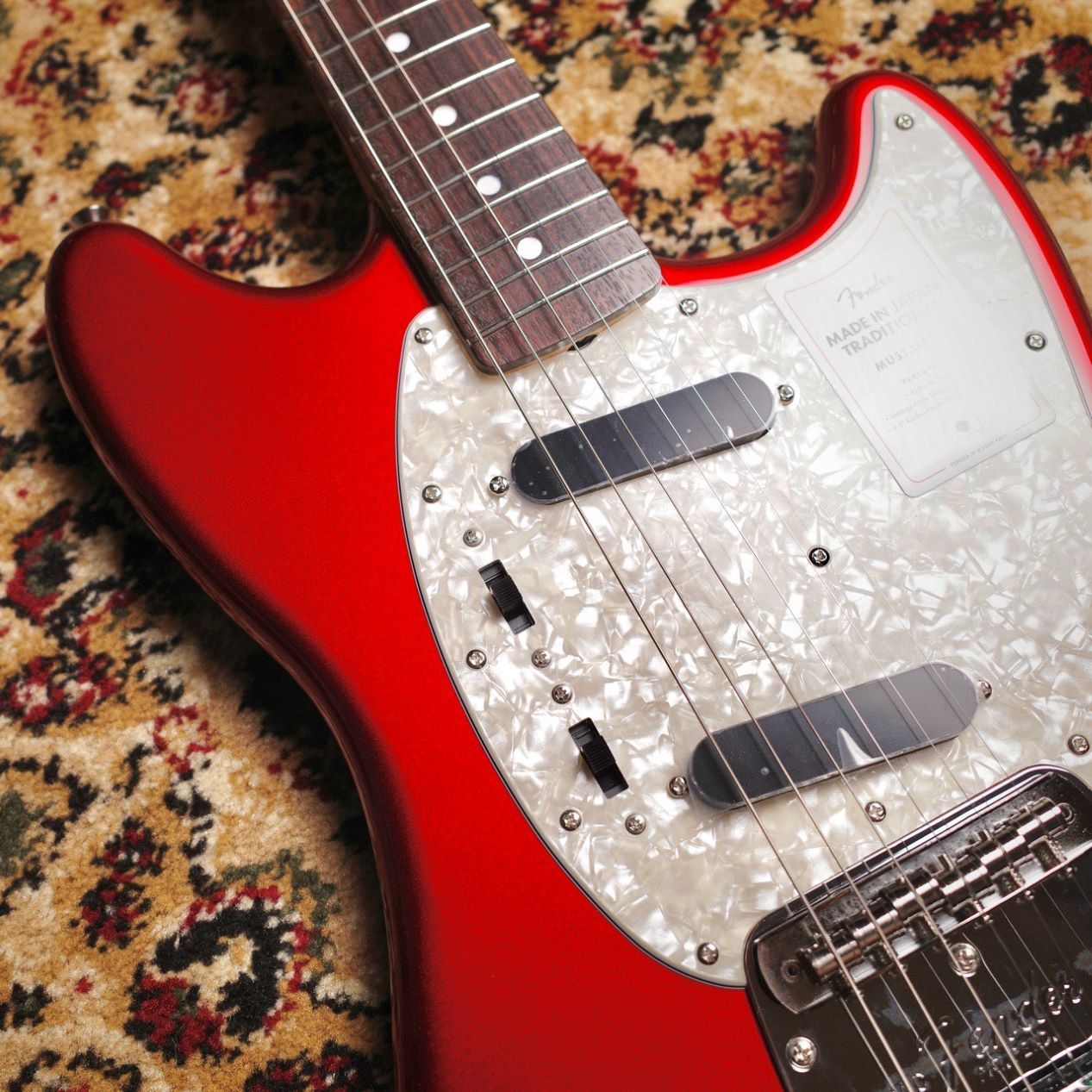 Fender Traditional 70s Mustang Candy Apple Red ムスタング 【3.27kg