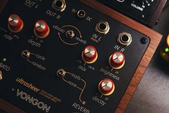 VONGON ULTRASHEER stereo pitch vibrato and reverb effect