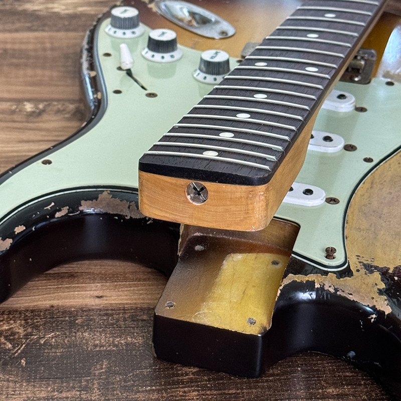 NO BRAND Freakaster Body & All Parts Neck Stratocaster Replica