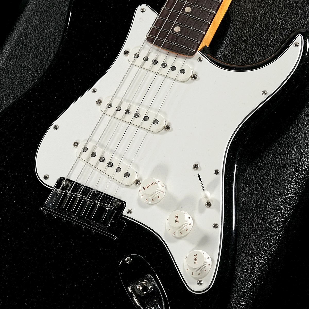✰新しく写真を追加しました✨【生産終了品】美品／Fender Montery Fender行ったらMONONEONに会えた！ かっこよかった