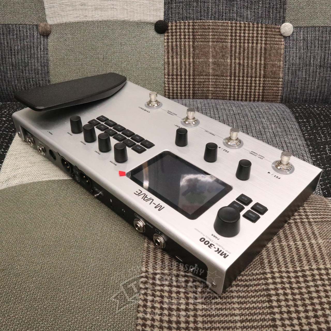 M-VAVE MK-300 GUITAR/BASS AMP MODELLER&EFFECTS PROCESSOR（中古