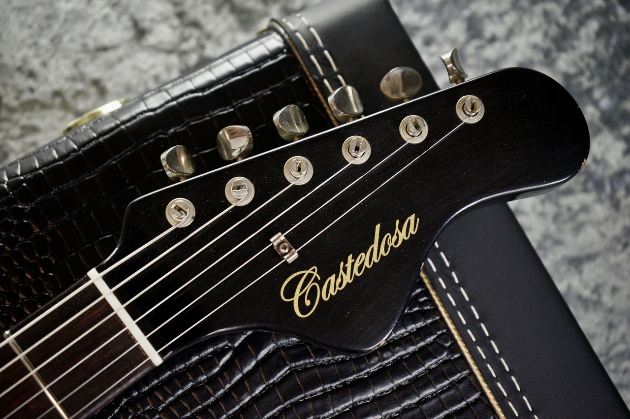 Castedosa Guitars Marianna Standard / Aged Vintage White by Carlos