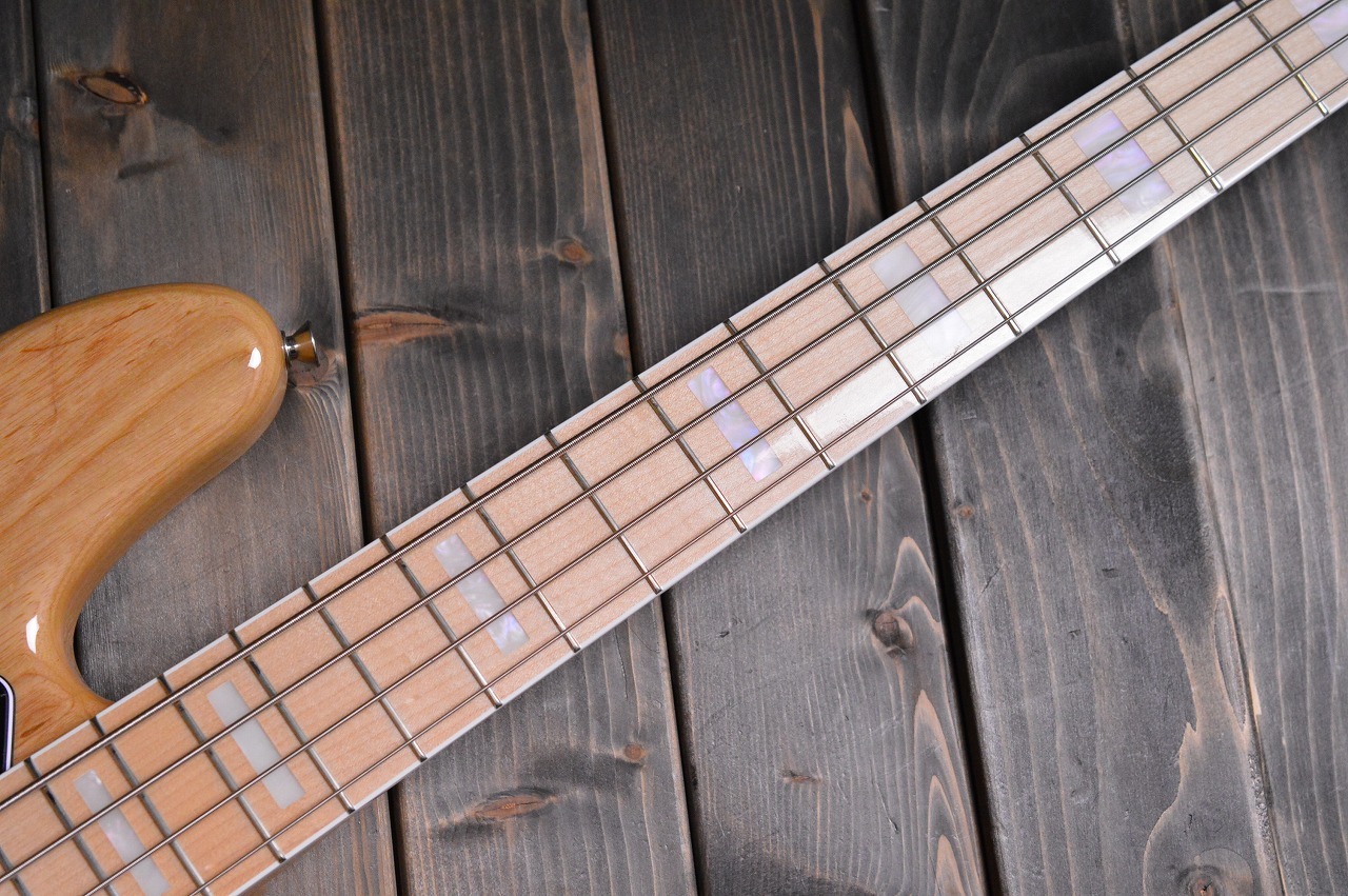 ベース Fender Japan/ Jazz Bass MADE IN JAPAN Fender 【現物画像】Made in Japan Traditional 70s Jazz Bass Maple