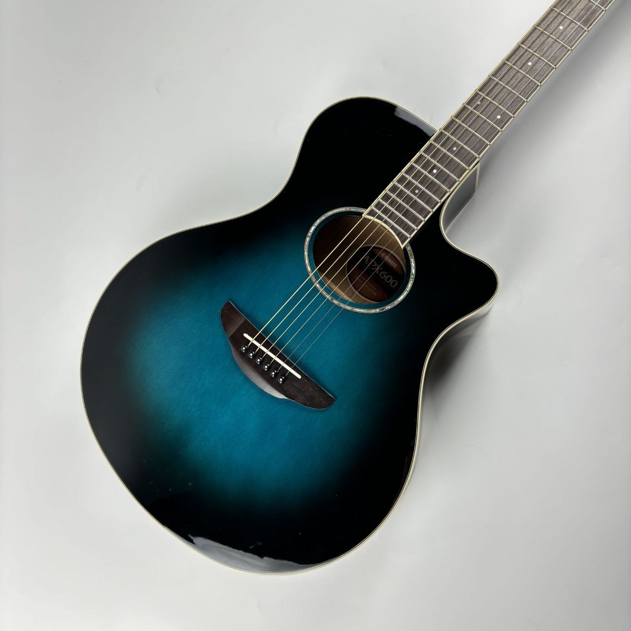 Yamaha APX600 ブルーバースト Yamaha APX600 OBB Acoustic Electric Guitar - Oriental Blue Burst