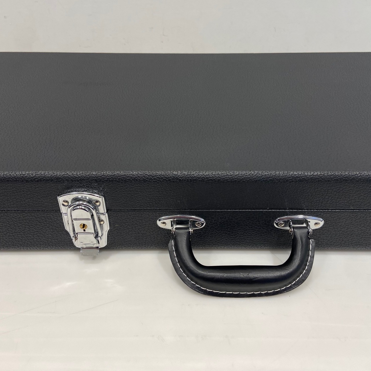 エレキベース用　ハードケース　ノーブランド　ブラック NO BRAND エレキベース用 ハードケース（中古/送料無料）【楽器検索