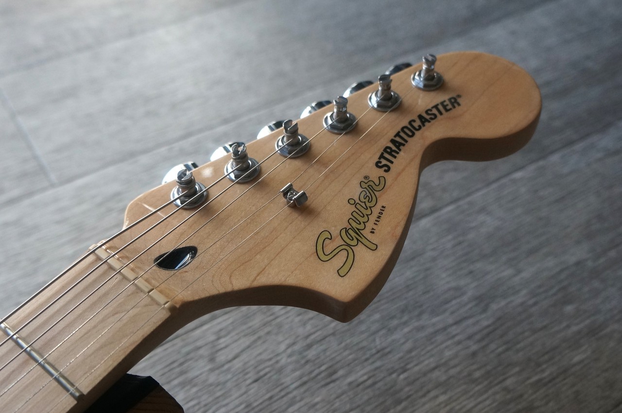 Squier by Fender Affinity Series Stratocaster - Olympic White
