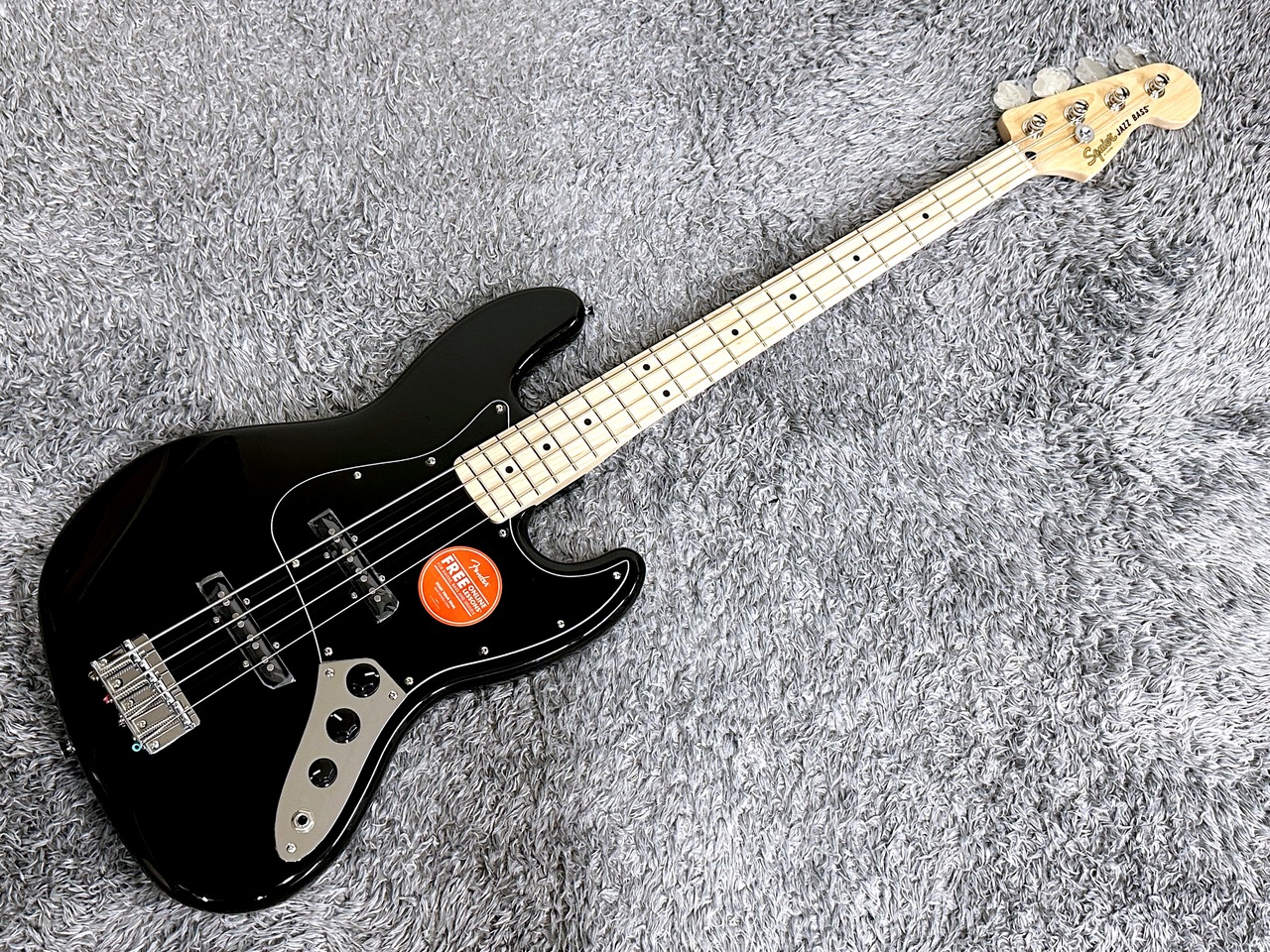 Squier by Fender Affinity Jazz Bass Black / Maple （新品/送料無料