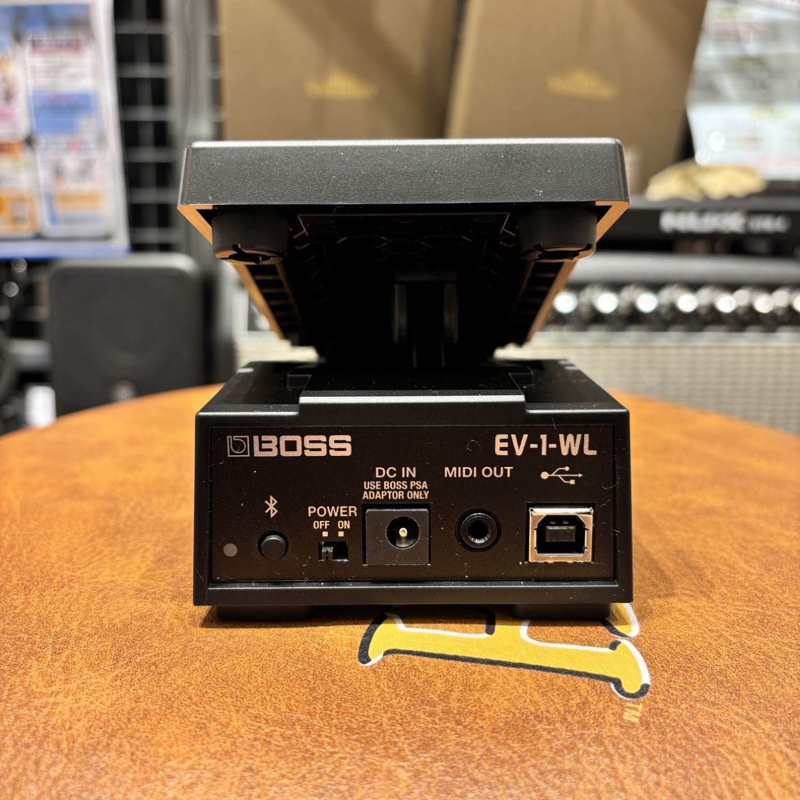 BOSS EV-1-WL 〈ボス〉 BOSS - EV-1-WL | Wireless MIDI Expression Pedal