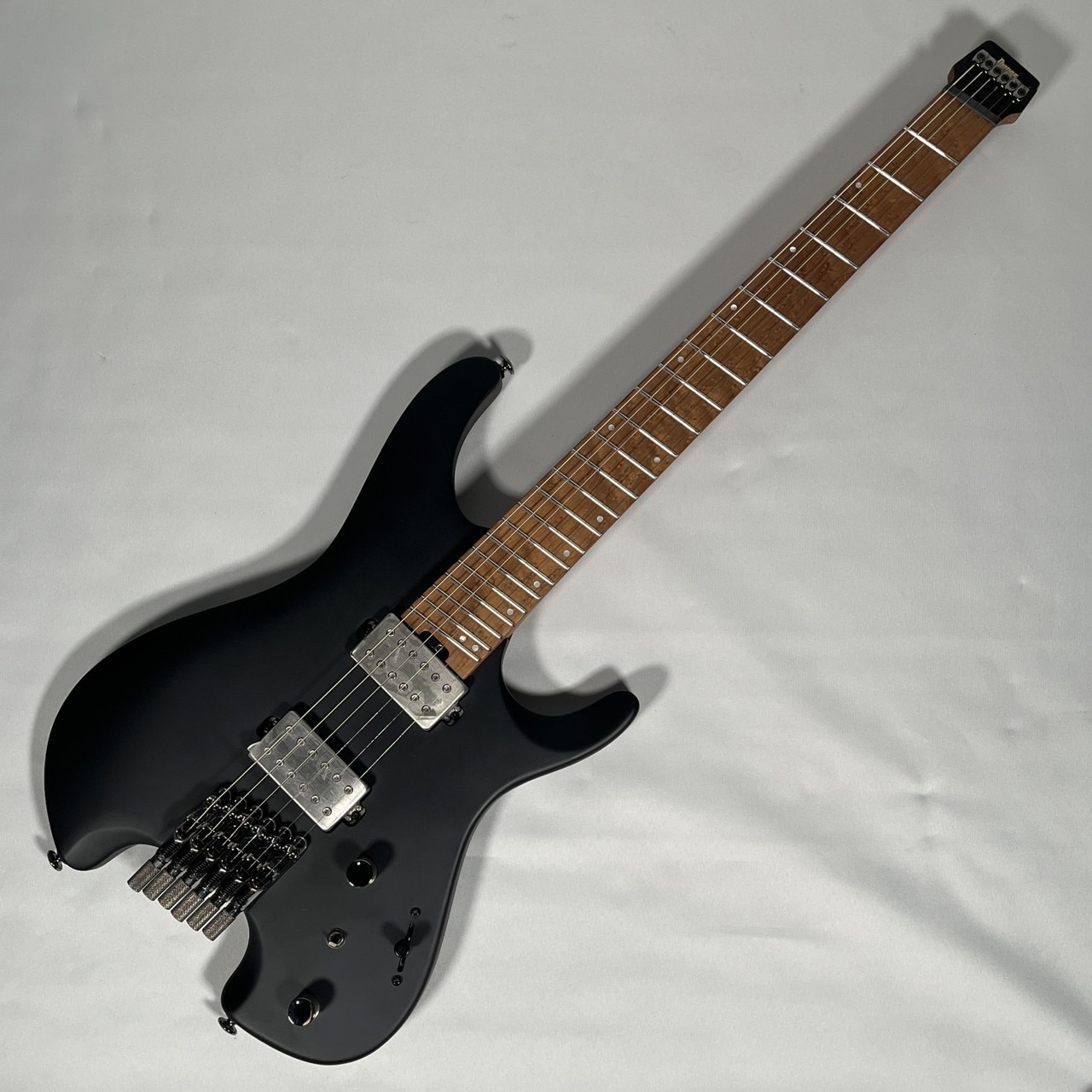 Ibanez QX52-BKF ケース付き s-l1200.jpg