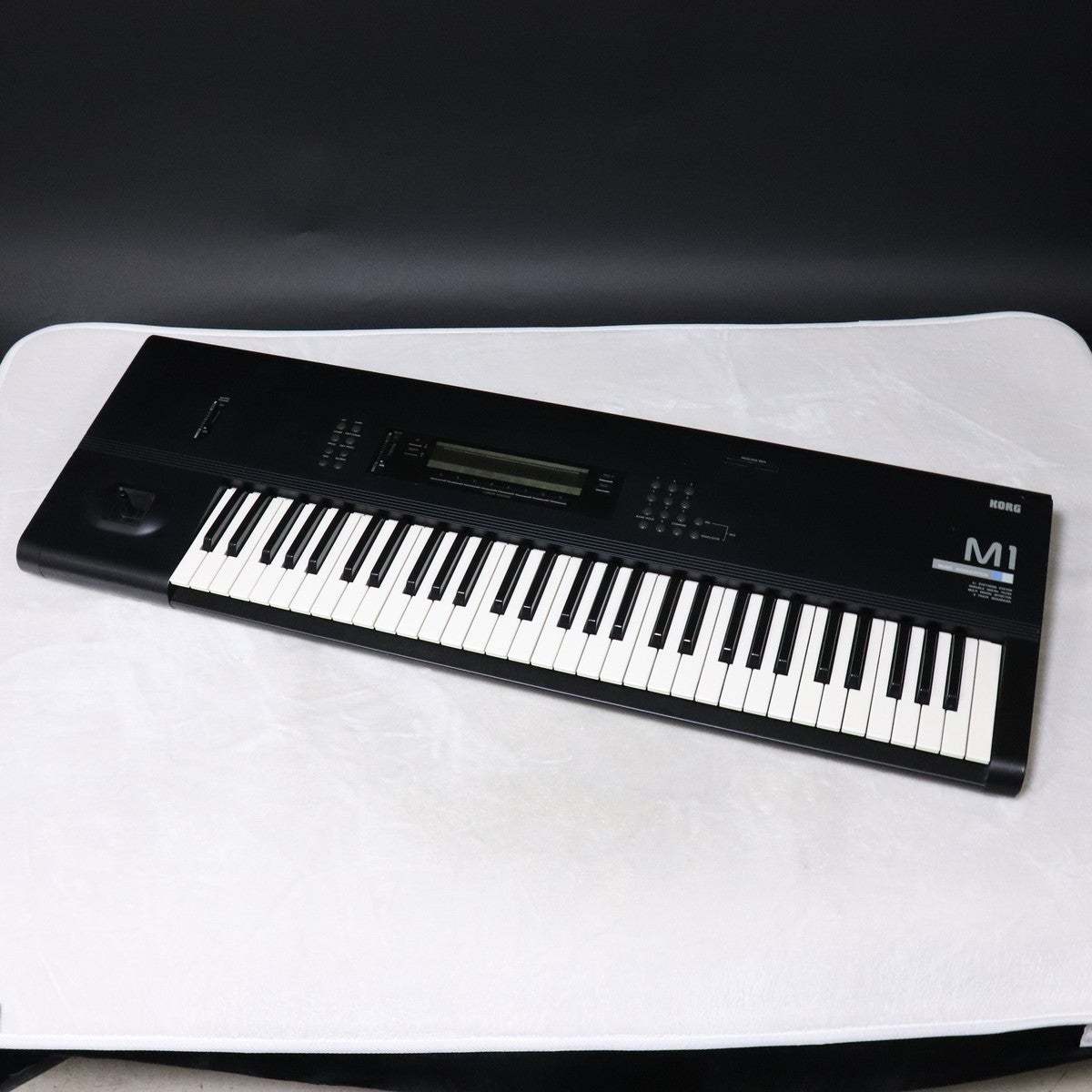 KORG M1 Music WorkStation 61Keys 【梅田店】（中古/送料無料）【楽器