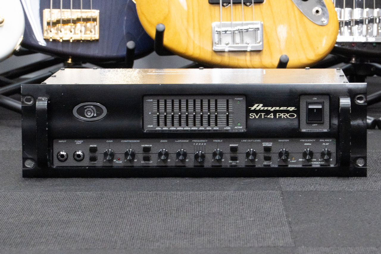Ampeg SVT-4PRO Headamp 1200W(4Ω)・900W(8Ω)【GIB横浜】（中古