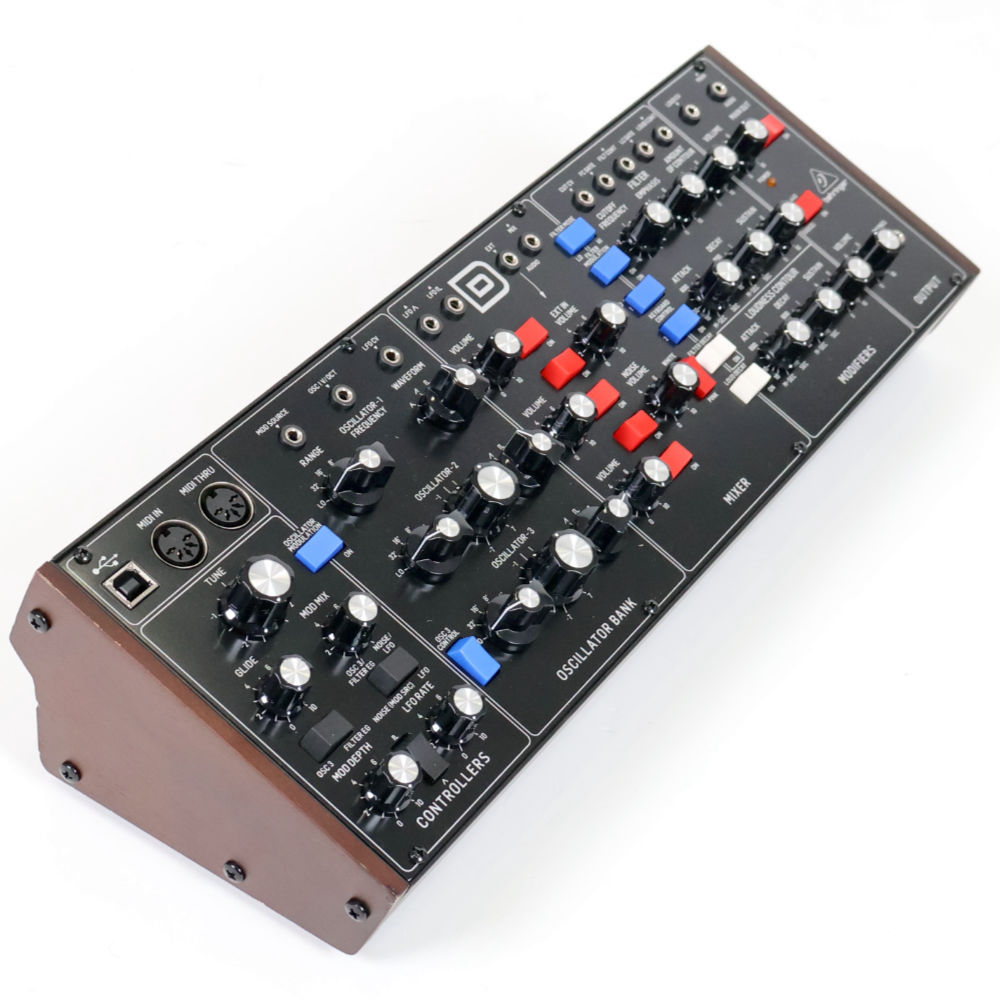 【新品/付属品完備】Behringer MODEL D アナログシンセサイザー BEHRINGER Model D デスクトップ アナログシンセサイザー 送料無料