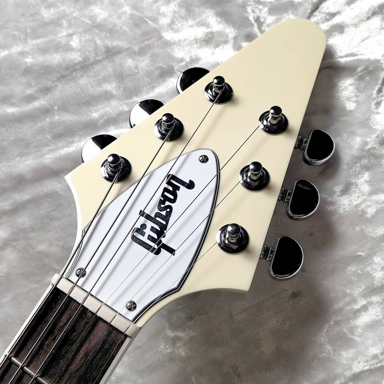 Gibson 70s Flying V Classic White 2026年製 フライング V 【現物画像