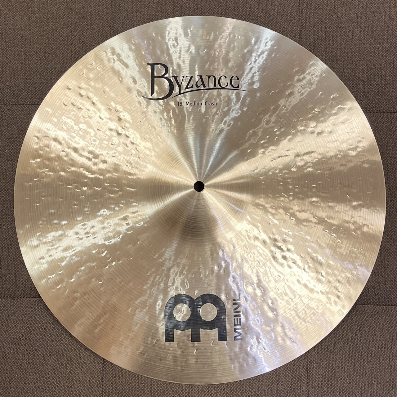 Meinl 《現品限り超特価》Byzance TRADITIONAL 18