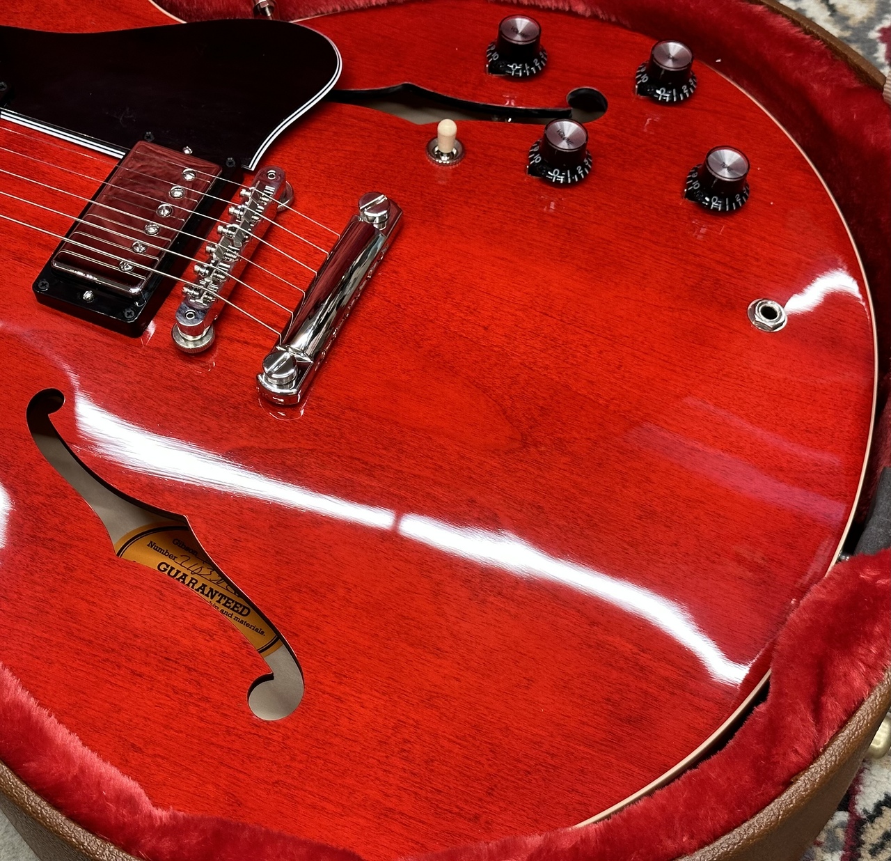 Gibson ギブソンES-335 Sixties Cherry