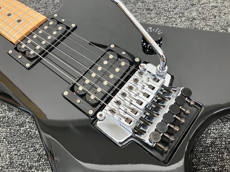 Killer KG-Pirates MK-II☆中古穴空きあり値下げ可 Killer KG-Pirates mk II / Antique Brown（中古）【楽器検索デジマート】