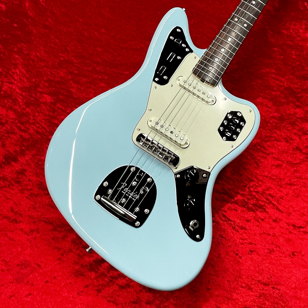 ギター Fender Jaguar Daphne Blue Fender FSR Made in Japan Traditional 60s Jaguar -Daphne Blue